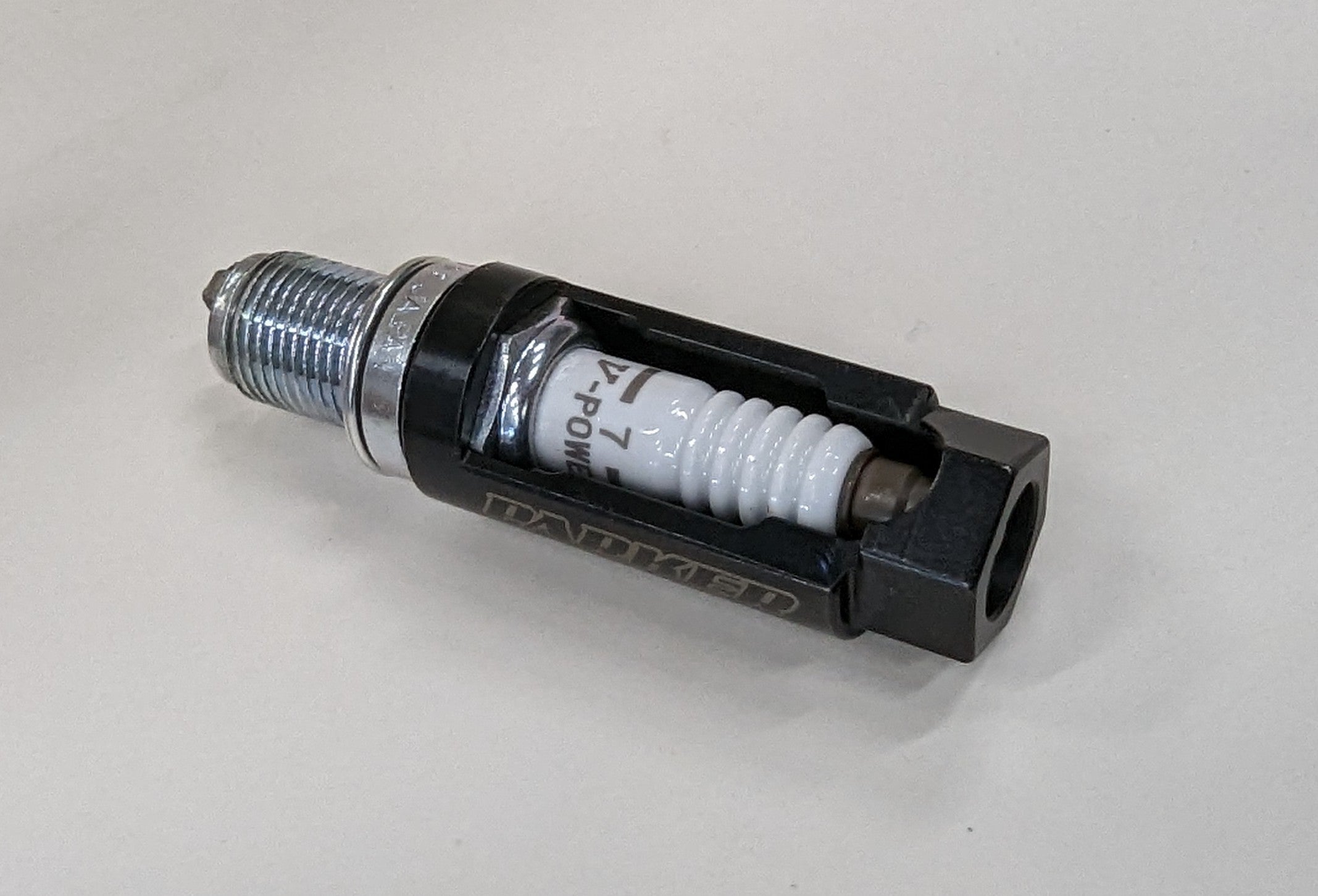 thumbnail image 2 of POWERHOUSE 5/8 Inch Spark Plug Socket - 301150 | Professional Mechanics Tool 2 of 3